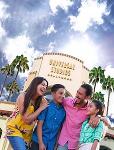 The California Neighbor Pass™ is back. Get over 175 days of fun for only $149 online! | Universal Studios Hollywood