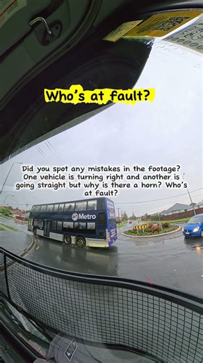 Who’s at fault? #nzroadcode * #DidYouSpotIt #SpotTheMistake#whosatfault #roaddebate