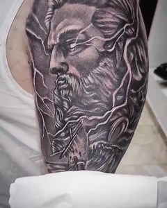 Zeus tattoo O părere despre tatuaj? Pentru programari 0761886041 | Tatuaje Steff