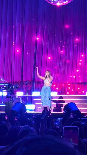 “Future Tripping” Hilary Duff, 7/3/26, Talking Stick Amphitheatre