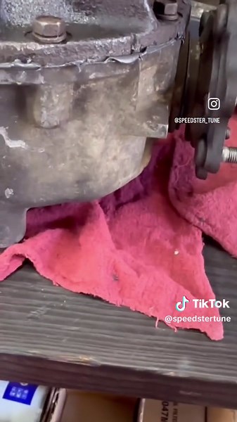 Welded diff! Finally got to feel the difference (pros/cons) either way the progression forward is falling in line. No matter what’s going on around me I can always find my peace! Stay tuned! . . . . . . . . #miata #driftbuild #drift #drifting #newbeginnings #diybuild #spin #killalltiers #first #timmer #rwd #lifestyle #carstagtam #progression #ramona #slides #dreamwalker #welded #differential #moving #forward #countdown #sliders #peaceful #trend #speedster #tune #🏎 #💨