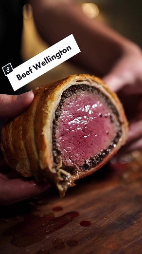 👉I'm not a chef, I just loving cooking! So I finally felt ready to take on a proper Beef Wellington and I'm not going to lie, I'm extremely happy with how this turned out. I knew the recipe off by heart b since I’ve seen it so much, but I didn't know if I could execute it correctly. Let me know what you think! #Beefwellington #gordonramsay #Filetmignon #Recipes #Wellington #Beef #Steak #fyp #Trending #foodtok