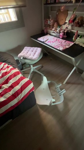 의자 부서진 사건에 대한 짜증