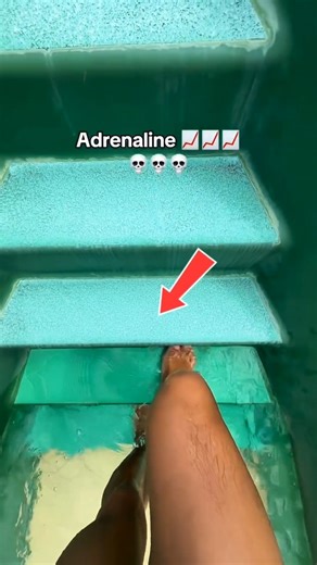 A Old woman Water Slide 😱#tf2edit