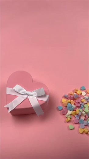 Here’s a little Valentine’s Day project inspo!💖 We’re officially in a February state of mind. ✨Tag us in your V-Day projects so we can see what you’re creating! #diycrafts #diyprojects #waxmelt #waxmeltobsessed #candlescience | CandleScience Candle Making Supply