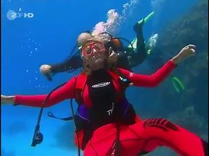 Female scuba diver out of air! - (scuba peril)