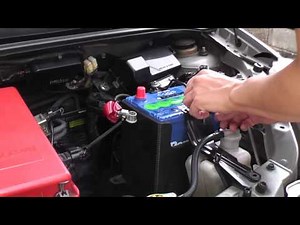 自動車バッテリー交換手順