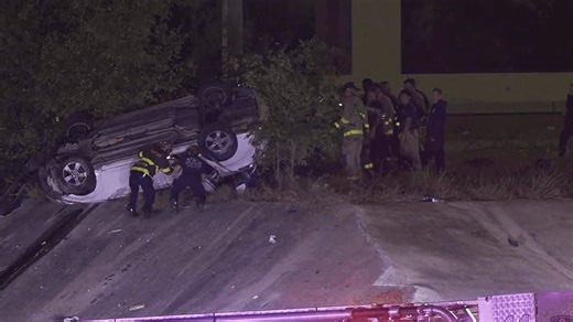 One dead in early morning rollover