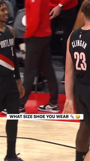 “What size shoe you wear?” 🤔 Donovan Clingan having fun while mic'd up! 🤣 | NBA
