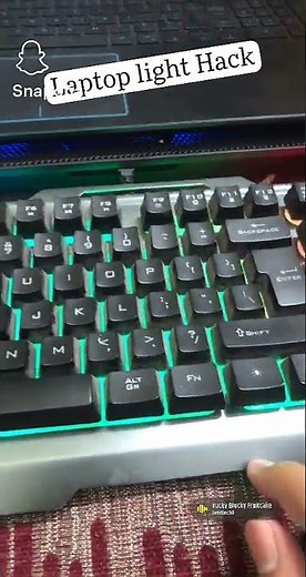 Laptop 💻 light hack ♥️ #laptop #subscribe thanks for 5 million views 🙏🏻😊