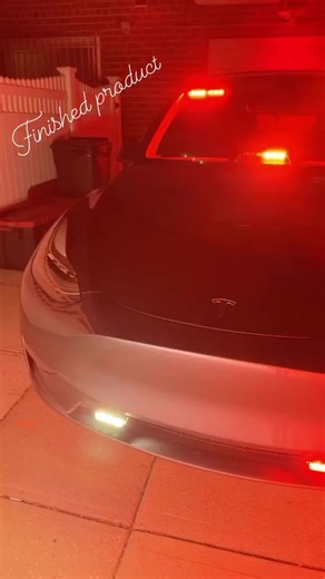 This Tesla is 🔥 Product info: Whelen hhs3200 controller, Quad sticks 200 on top, Quad dash Quad surface mounts at the bottom of the bumper - you can find everything at Ultrabrightlightz.com | Ultra Bright Lightz
