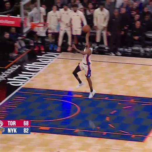 Mikal Bridges with the CLEAN strip and the fastbreak jam! #nba @TorontoRaptors @NYKnicks