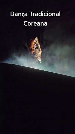Dança Tradicional Coreana em Tela 360°
