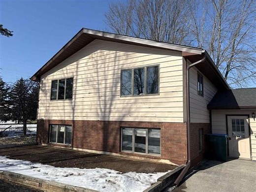 3722 N Casaloma Dr, Appleton, WI 54913 | Estately 🧡 | MLS# 2017071
