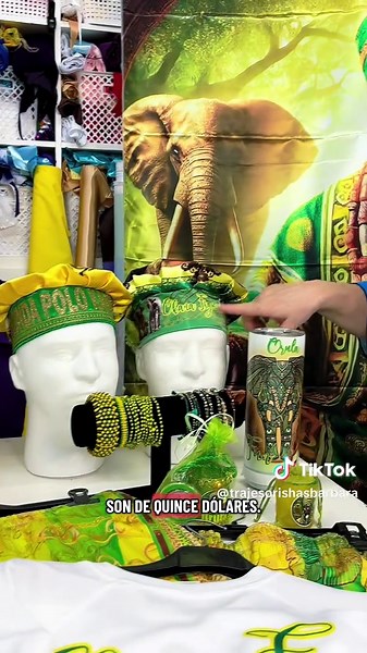 Aqui les dejamos una parte de nuestra gran variedad de productos para Orula. 🐘👑 “TRAJES ORISHAS BARBARA” 📱786 402 2433 📍2545 W 80th Street Hialeah Florida 33016 #orula #santeria #trajesorishasbarbara #apetebideorula💛💚 #hialeah