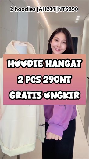 👕🔥 Hoodie Hangat & Nyaman – Wajib Punya! 【Kode: AH217】 Bahan lembut dan tebal, bagian dalam hangat nyaman dipakai ❄️🔥 Model hoodie simpel dengan tulisan stylish, cocok untuk tampilan kasual sehari-hari ✨Potongan rapi, tidak mudah melar, cocok dipakai sendiri atau dipadukan dengan jaket 🧥 Pilihan tepat untuk musim dingin & cuaca sejuk 💕 🎨 Warna tersedia (sesuai gambar): Ungu / Cokelat susu 💰 Harga: 2 pcs NTD 290 #hoodie #sweater #jacket #fyp #produkviral