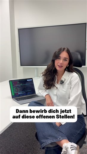 Du suchst einen Job in der Informatik?💻 Dann bewirb dich jetzt auf diese offenen Stellen!📥 #offenestellenschweiz #jobs #karriere #jobtok