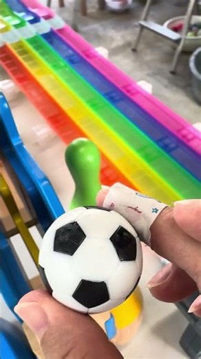 5-Color Racing Marble Run☆Amazing Balls Racing on a Rainbow Course３