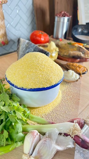 Polenta aux haricots rouges, sauce chinchard Mayi a pwa, sos pwason mayami#haiti #food #foodie #polenta #foodie #foodblogger #foodie #foodlover #enjoy | Danaisa Excellent