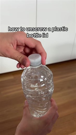 How to Remove a Plastic Bottle Lid Easily