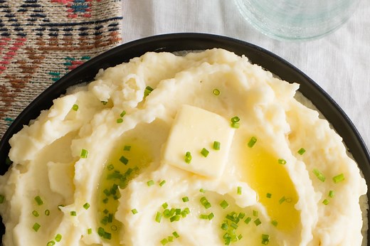 Slow Cooker Garlic Butter Mashed Potatoes
