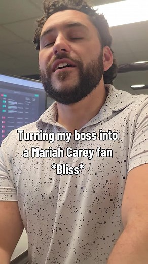 DAY 38!! Bliss ✨️Taking a little break from the timeline for a few songs! #lambily #mariahcarey #songbirdsupreme #rainbow #bliss