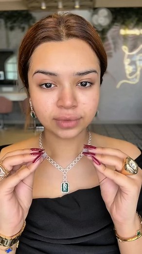 Glam Makeup Tutorial List: Moisturiser, Primer, Concealer, Foundation Gucci