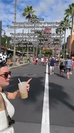 All of a sudden I’m dating a tour guide • • • #disney #disneyparks #waltdisneyworld #couplegoals