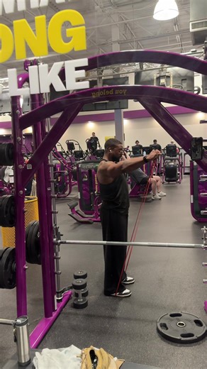 The stronger you get the more flexible you NEED to be. Dynamic stretches and resistance bands #fyp #gymtok #gymmotivation #stretching