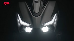 Inspired by the fluid beauty of Chinese calligraphy, the SYM ECHS is designed for those who move with purpose and confidence. Why you'll love it: ✨ Smart Tech: Keyless System 2.0 and QC 3.0 fast charging for a seamless journey. ✨ Ultimate Utility: Enjoy a massive under-seat storage and a convenient front-mounted fuel cap. ✨ Top Efficiency: The EnMIS engine delivers an incredible fuel economy. ✨ Total Control: Equipped with ABS, TCS, and LED lighting for maximum safety. Watch the video to see the