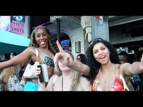 THE BEST BEACH IN FLORIDA and nobody tells you 🇺🇸😳 THE WAVES