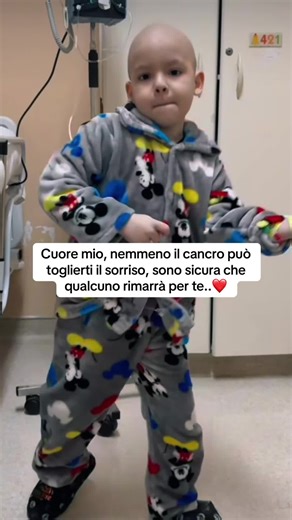 È solo un bambino.. e pure ha una forza incredibile..🙏🏼 #cancer #survivor #heartbreak