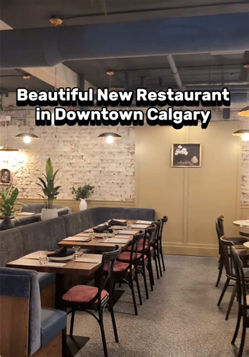 Revelwoods Calgary: New Southern Comfort Restaurant Downtown