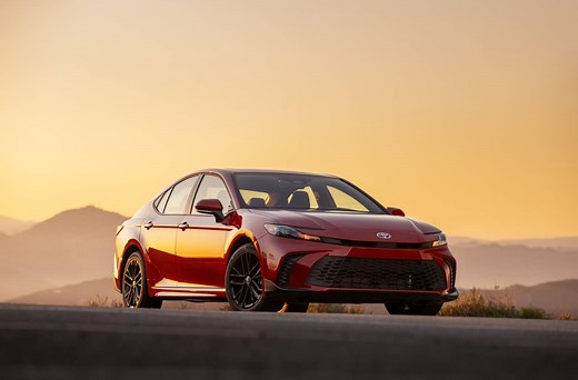 2025 Toyota Camry LE vs Camry SE: Key Differences