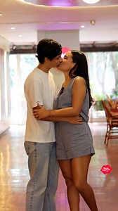 ¡Celebremos juntos el Día del Beso! 💋 Este sábado 12 de abril, Beso Francés te invita a una tarde llena de arte, amor y muuuchos crepes. 💕 Disfruta de un tour romántico con los besos más icónicos de la historia… ¡totalmente GRATIS! 🎨💋 Para participar, solo sigue estos pasos: 1️⃣ Ve a nuestra historia destacada “Galería de Besos” 2️⃣ Llena el formulario e inscribe a tu acompañante 3️⃣ Espera la confirmación que te enviaremos por WhatsApp 📲 📍 El evento será en nuestra tienda de Barranco (Av.