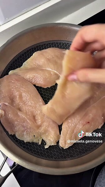 Pollo con crema de verdeo y papines gratinados — receta fácil