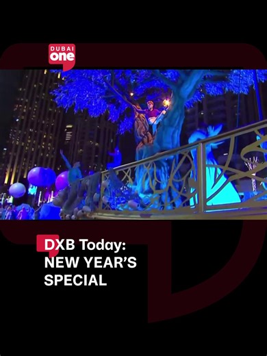 Oasis-Themed Parade Highlights New Year's Eve Celebration