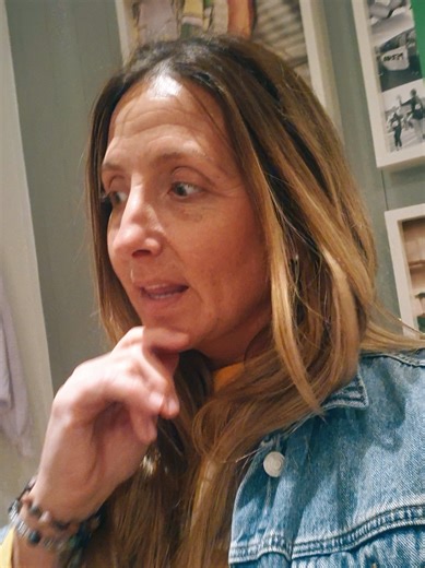 WTF. I swear when I was a teenager swimsuits had fabric. Now it’s just vibes and a shoelace 🙈 #fashion #momtok #parents #teen #swimsuit