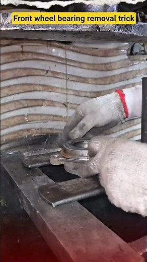 Front wheel bearing removal trick #shortvideo #mechanic #automobile