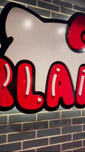 Sneak peek✨ #HelloKittyBurgerland #HK #Sanrio #burger #food #yummy