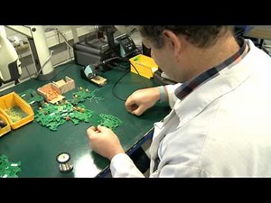 Agent de montage et de câblage en électronique