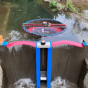 Building Mini Hydroelectric Dam With Turbines In The Middle Of The Lake | DIY & Crafts USA