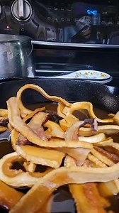 39K views · 596 reactions | I CAME TO COOK NOW LET'S GET THIS PARTY STARTED RIGHT. FRESH FRIED CORN , NECKBONES, GREEN BEANS WITH FIELD PEAS. MAMA WHAT MAMA WHO MAMA'S COMFORT COOKING LLC  | Tracey K Mitchell | Facebook