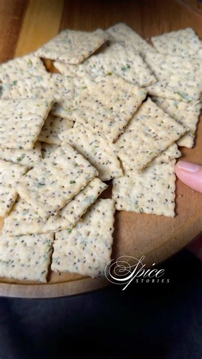 How To Make Flaky Biscuits (Savory Biscuit Recipe)