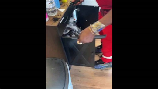 Barber brings client back to life after fixing brutally pushed‑back hairline in viral clip