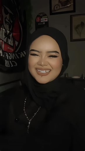 Pinkan Putri Asep Dedi on Instagram: "ketagihan bikin transisi makeup🫦"