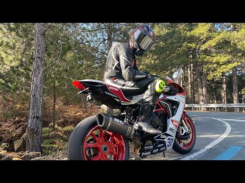 Mv Agusta F3 800 Vs S1000rr Street Ride
