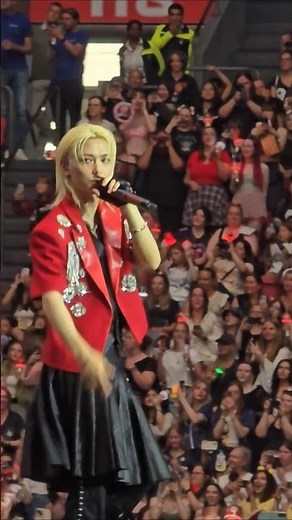 Stray Kids - Gods Menu ~Felix (live)