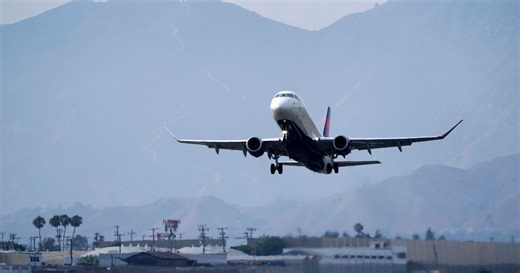 Shutdown hits air travel, Trump remarks on backpay