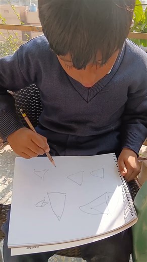beautiful draw triangle by autistic kid